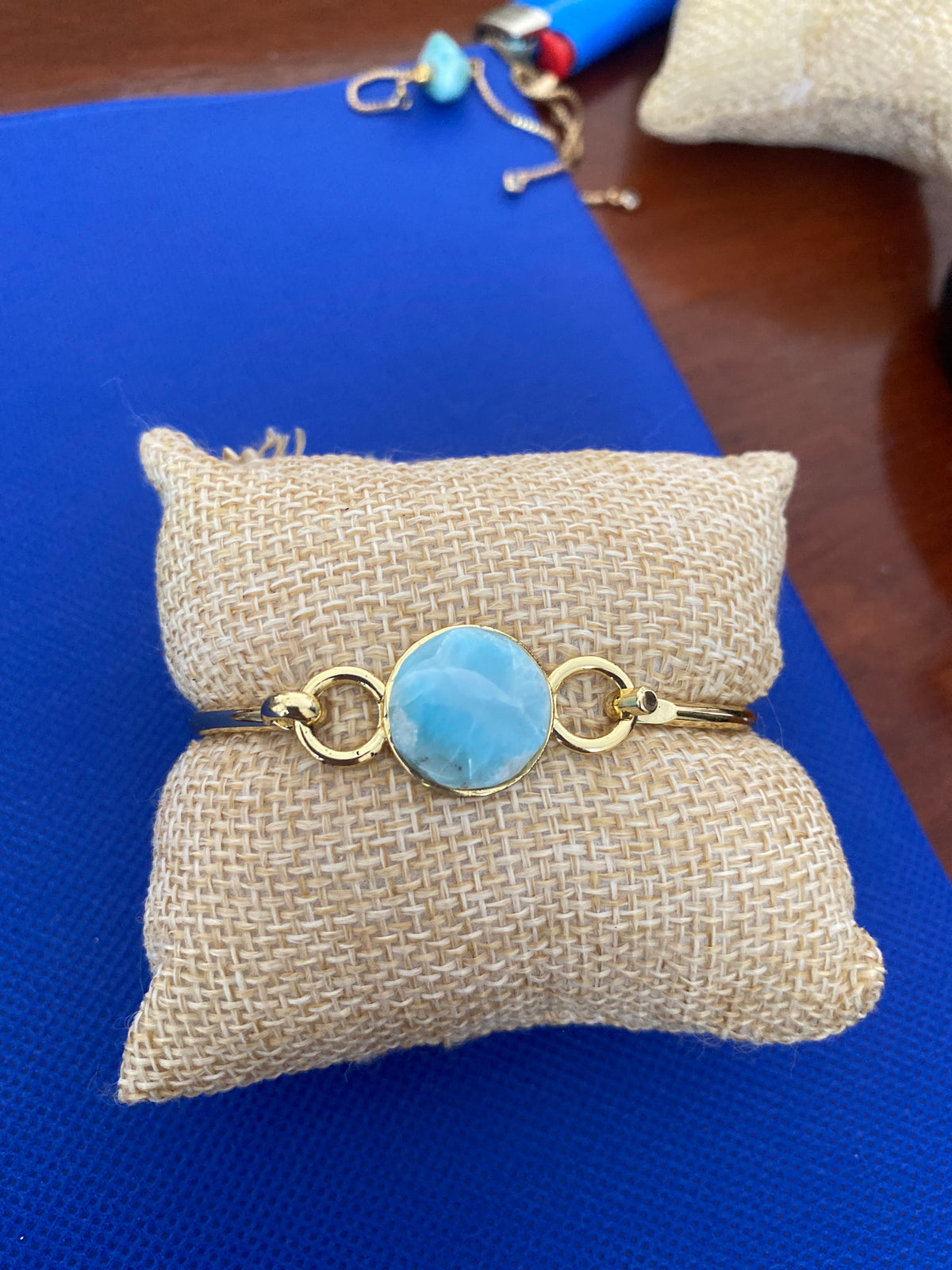 Pulsera rigida Larimar