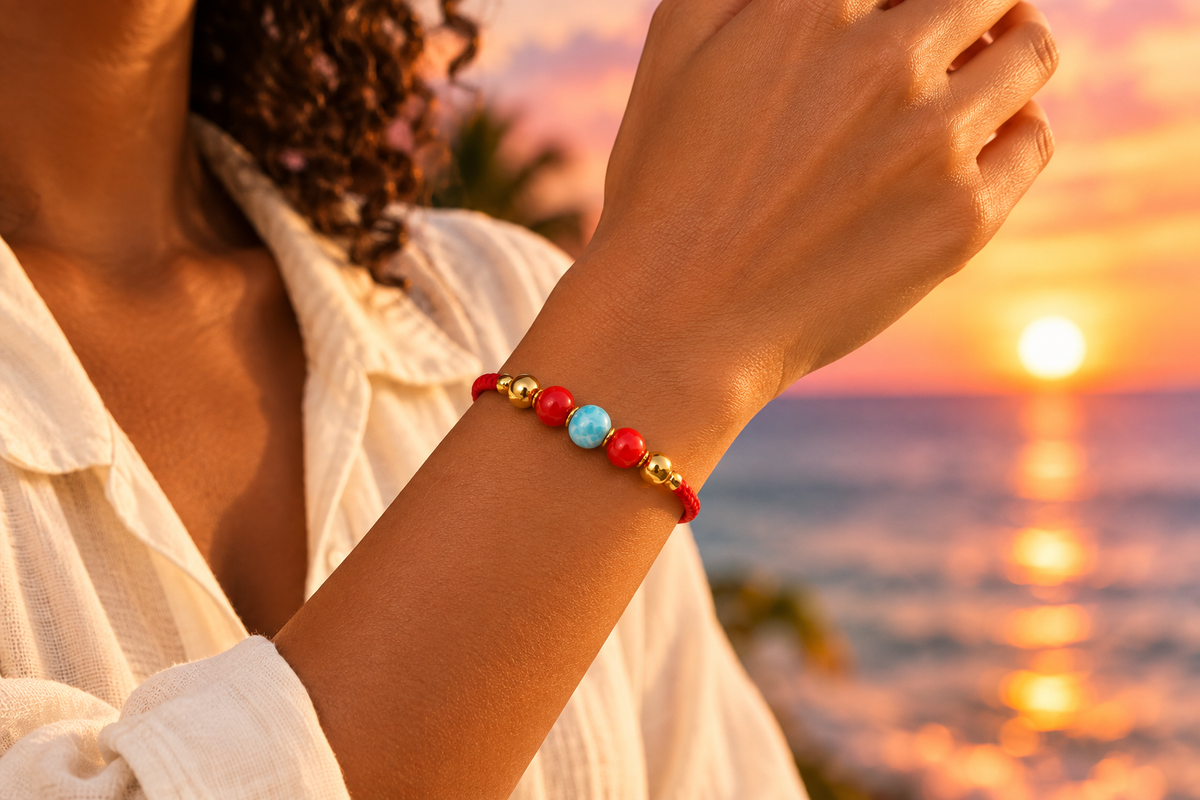 Pulsera de coral rojo y larimar, braccio più delicato